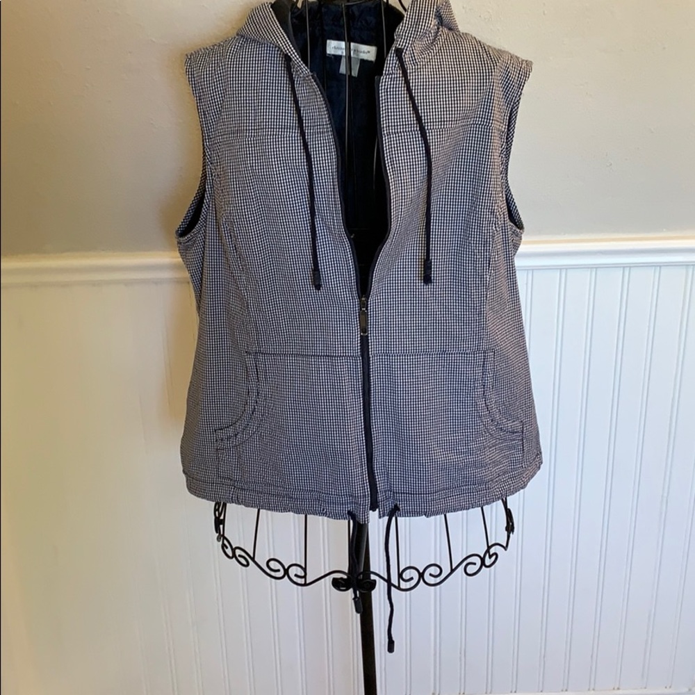 💚 Christopher&Banks Black/White Plaid Vest WomenL